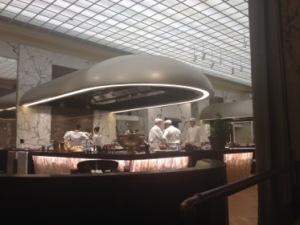 Park-hyatt-vienna-kitchen-300x225.jpg