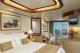queens suite