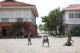 las casas statues