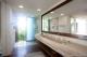 villa ilhabela bathroom
